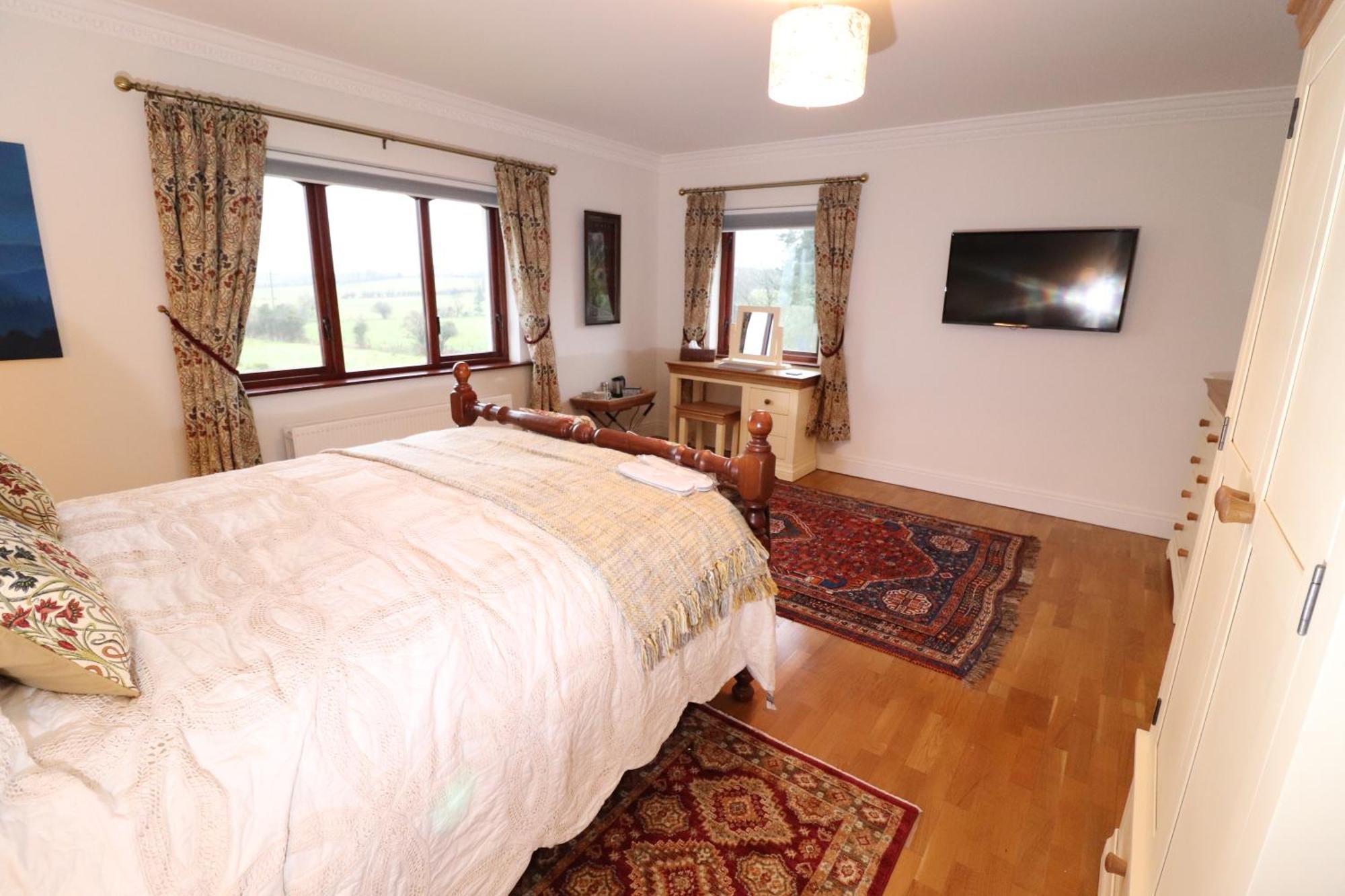 Mossvale Lodge Country House Bed And Breakfast Antrim Exterior photo